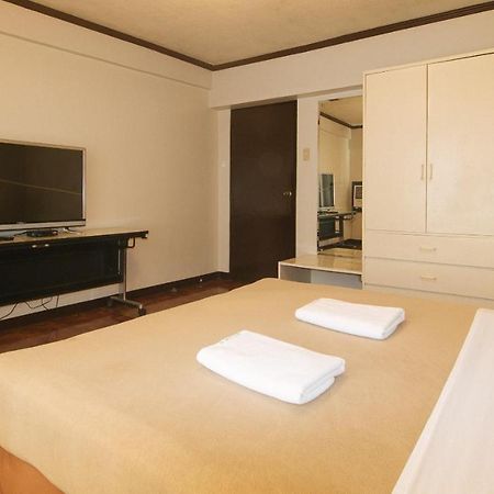 El Rico Suite Makati By Reddoorz Manila Eksteriør bilde