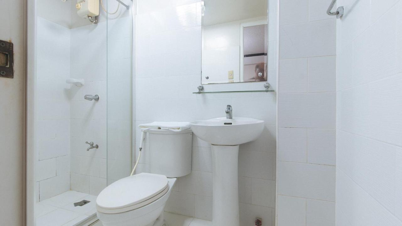 El Rico Suite Makati By Reddoorz Makati City Eksteriør bilde