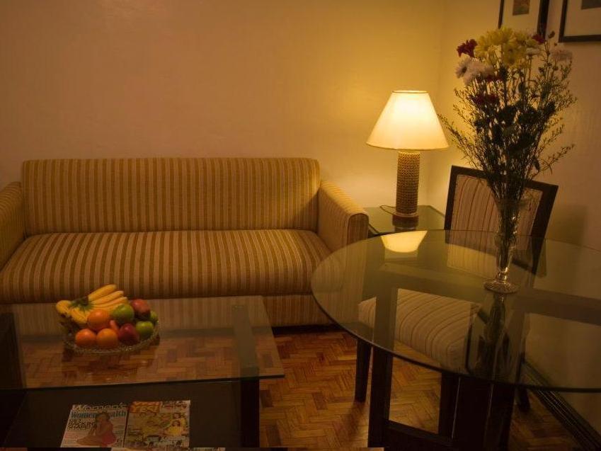 El Rico Suite Makati By Reddoorz Makati City Eksteriør bilde