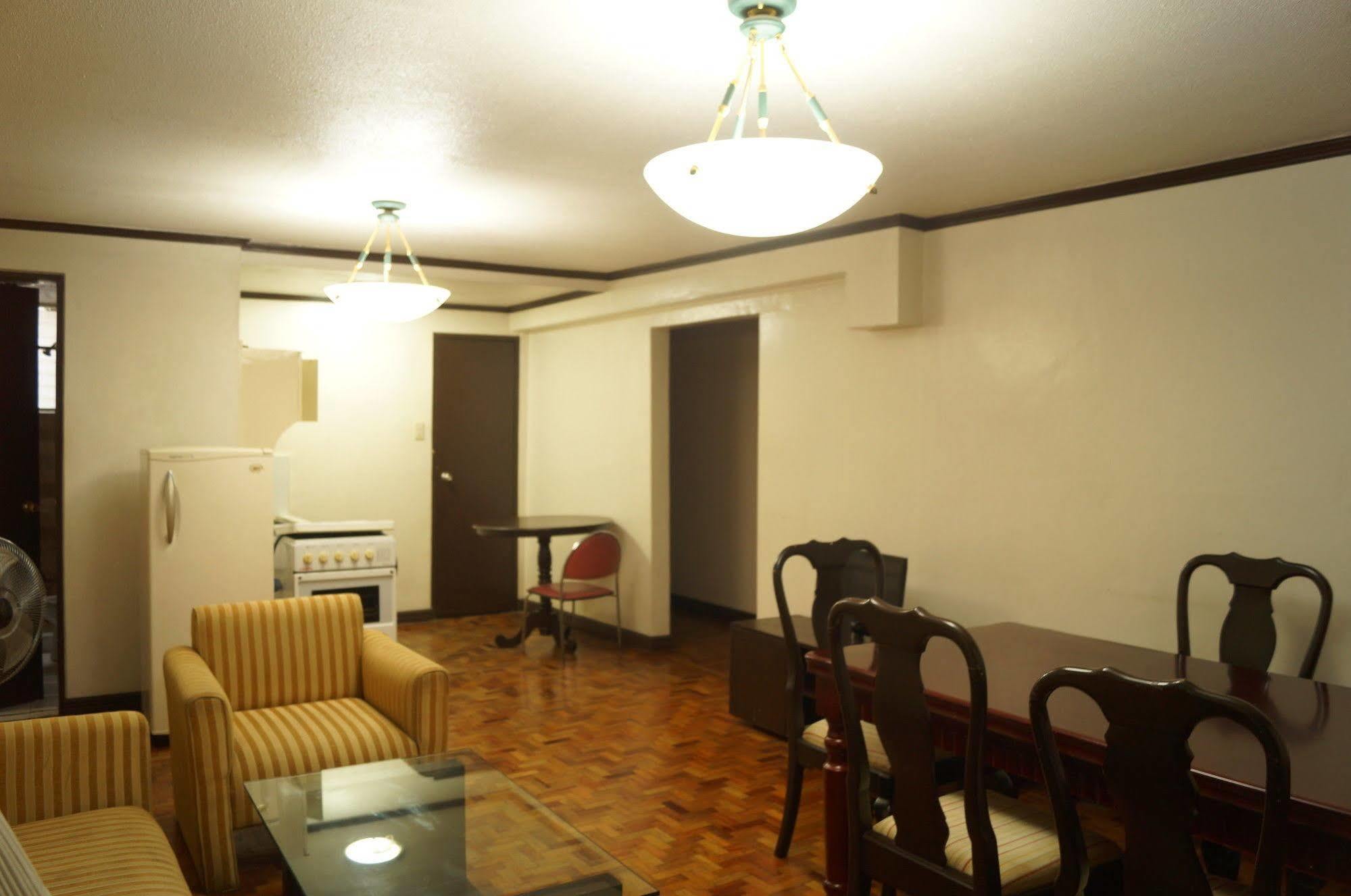 El Rico Suite Makati By Reddoorz Makati City Eksteriør bilde