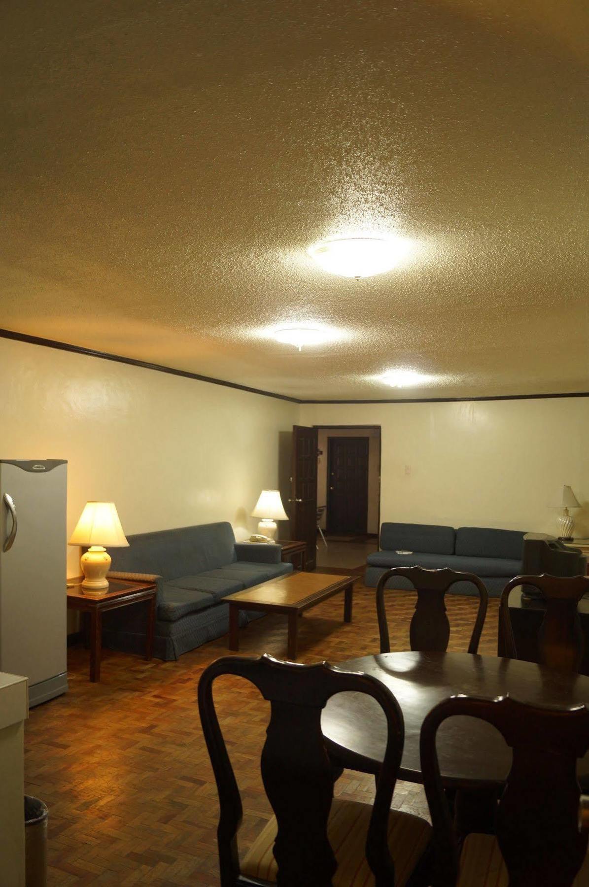 El Rico Suite Makati By Reddoorz Makati City Eksteriør bilde